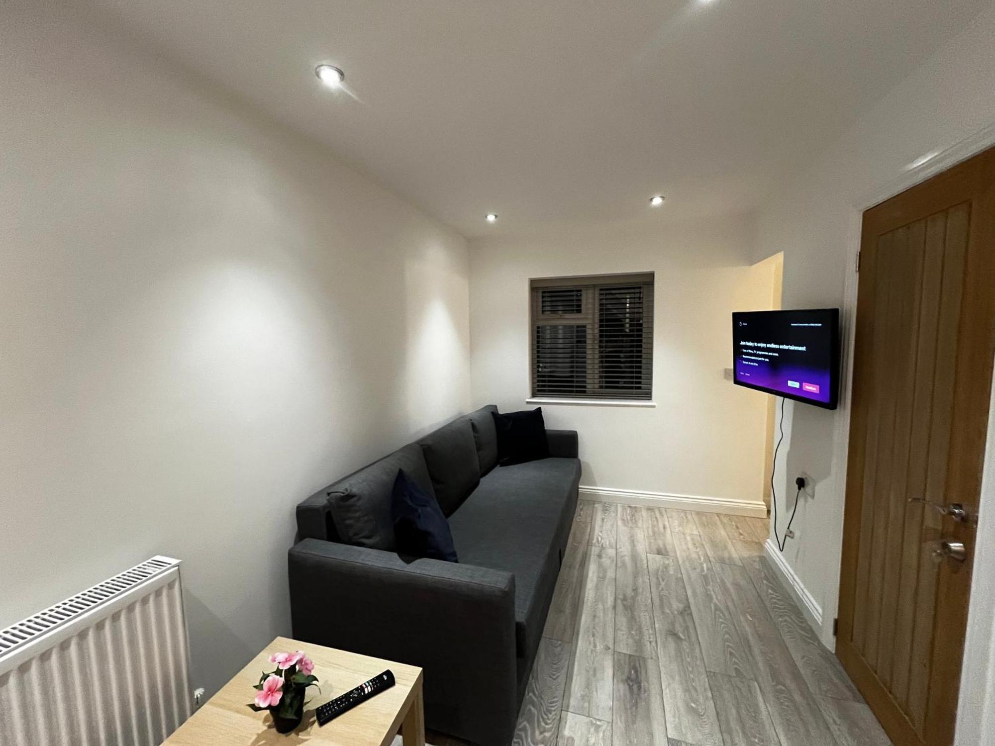 Newly Built One Bedroom Flat In Kidlington, Oxfordshire Exterior foto